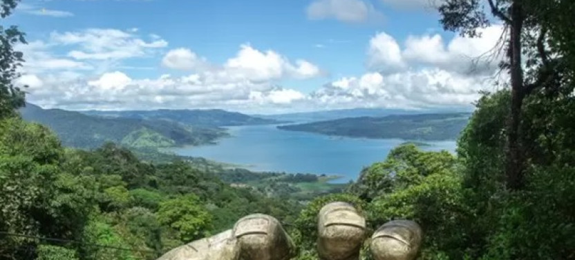 Rainforest Falls & Sky Zipline