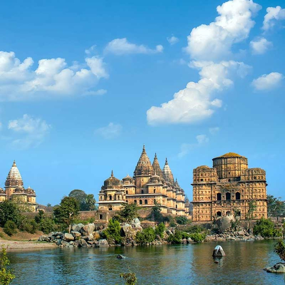 10-Day Golden Triangle Tour With Orchha and Khajuraho Temples