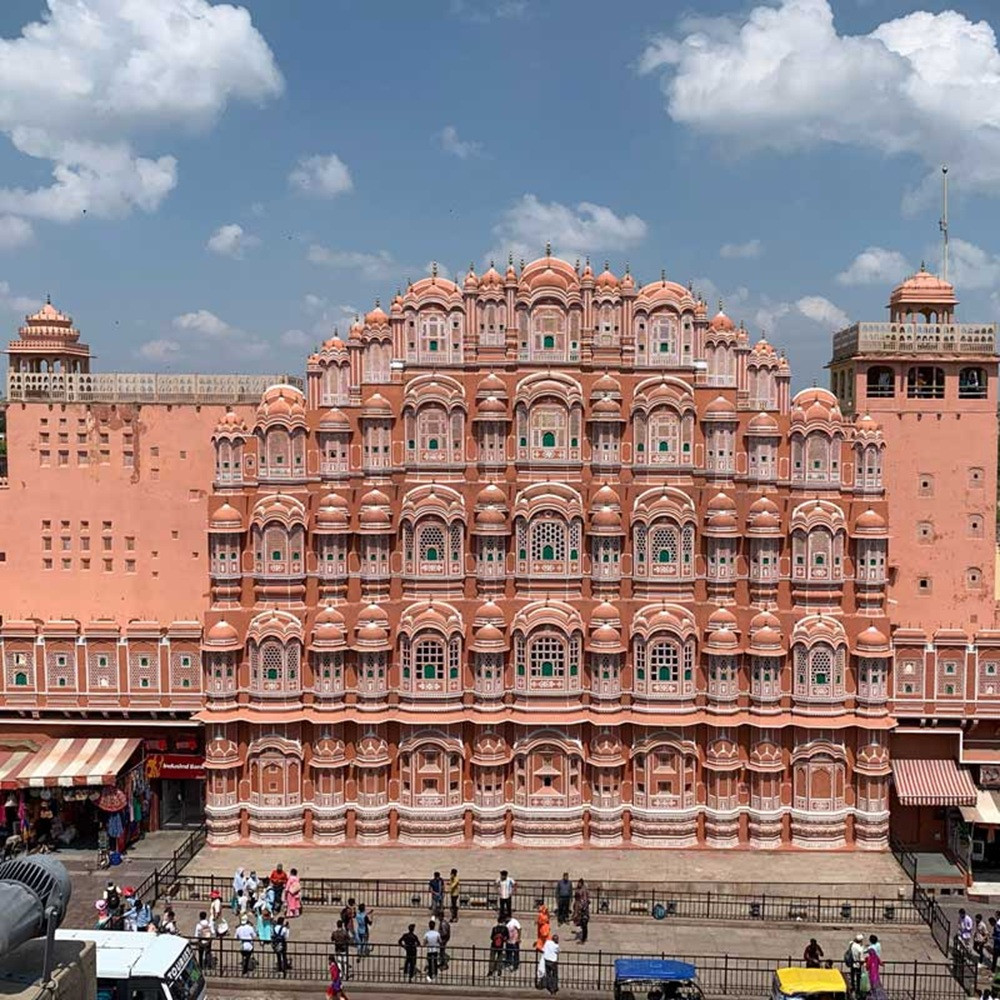 Private Luxury Car Excursion to Royal Jaipur from Delhi