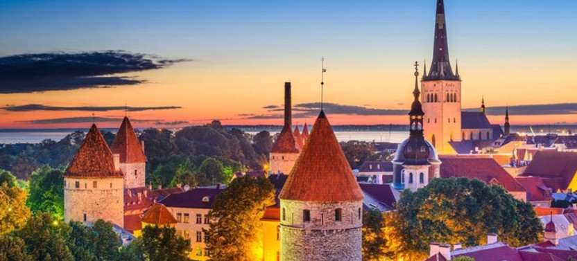 Tallinn: Guided Old Town Historical Walking Tour