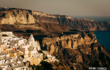 Santorini's Luxury Travel1