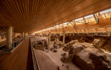 Santorini's Luxury Travel8