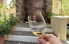 Santorini's Luxury Travel1