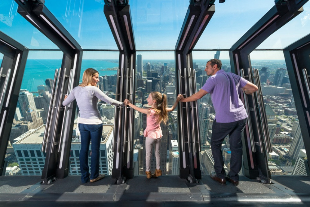Go City Chicago Essentials Pass: Visit 3 Top Attractions