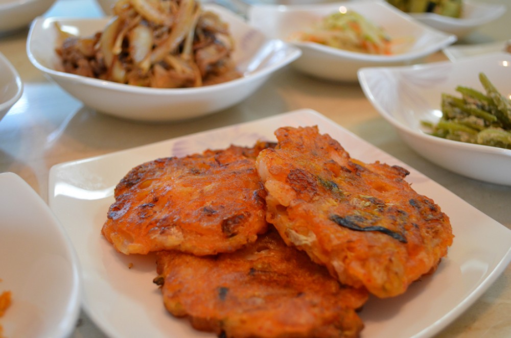 4-popular-korean-meals-that-are-finger-lickin-good-eat-burp-repeat