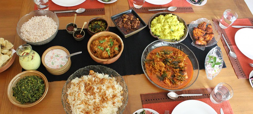 Traditional Kerala Christian Feast with Backwater Views in Kochi