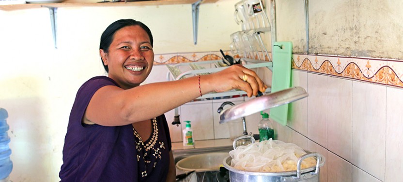Gianyar Market Visit & Hands-On Cooking Class in Ubud