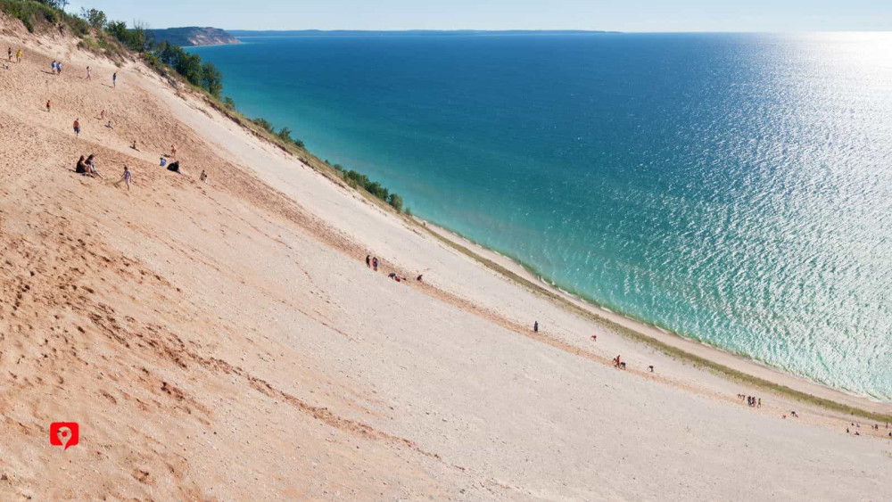 Audio-Guided Driving Tour of Michigan’s M-22 Lakeshore