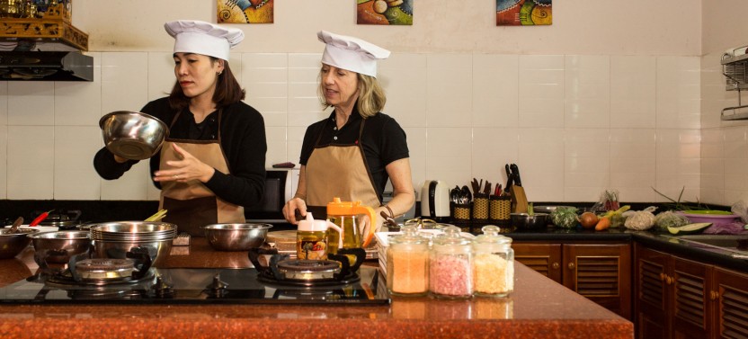 Learn to Make Local Vietnamese Dishes With A Trained Chef