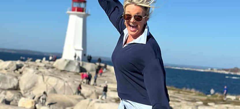 Peggy’s Cove and Lunenburg Combo Tour