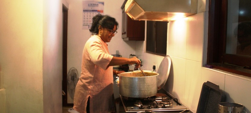 Private Sri Lankan Crab Curry Feast In A Local Home