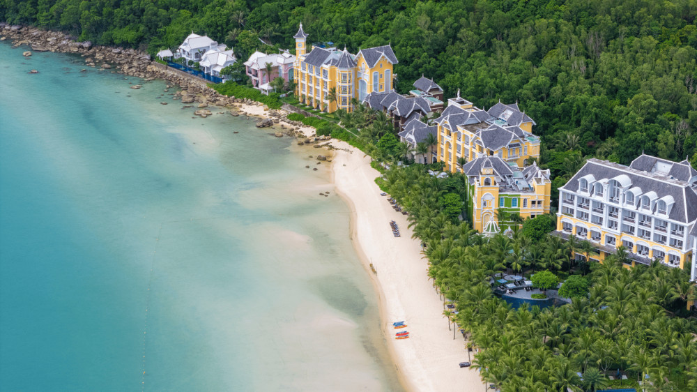 South Phu Quoc Tour w/ Dinner & Symphony of the Sea Show