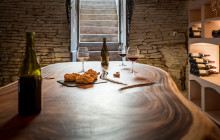 Burgundy Discovery1