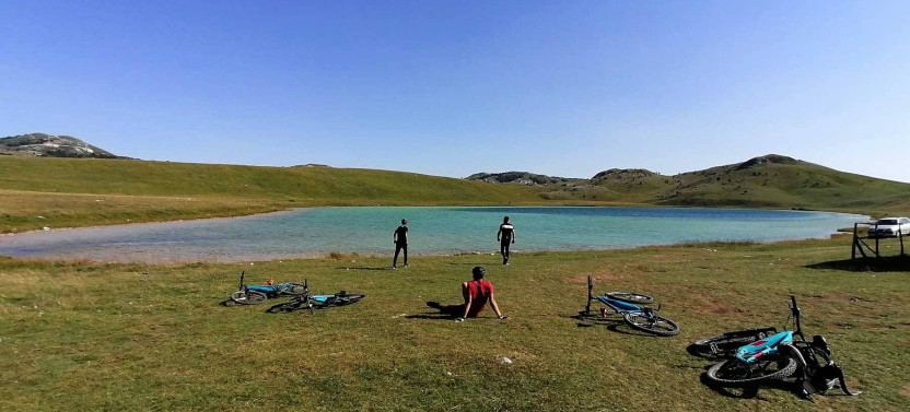 Durmitor eBike Tour: Jezerska Plateau, Lakes & Mountain Trails