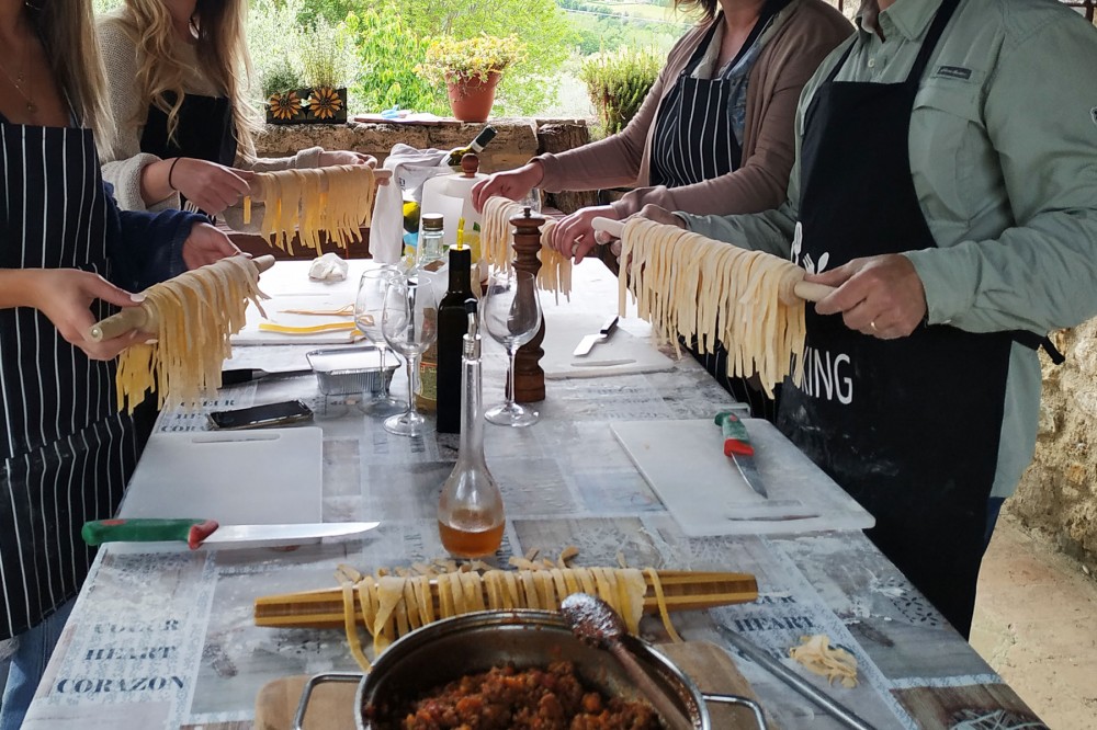 Tuscan Cooking Class And Wine Tasting in Radda in Chianti