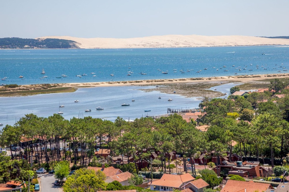 Arcachon Bay & Dune du Pilat Day Trip from Bordeaux Small Group Tour