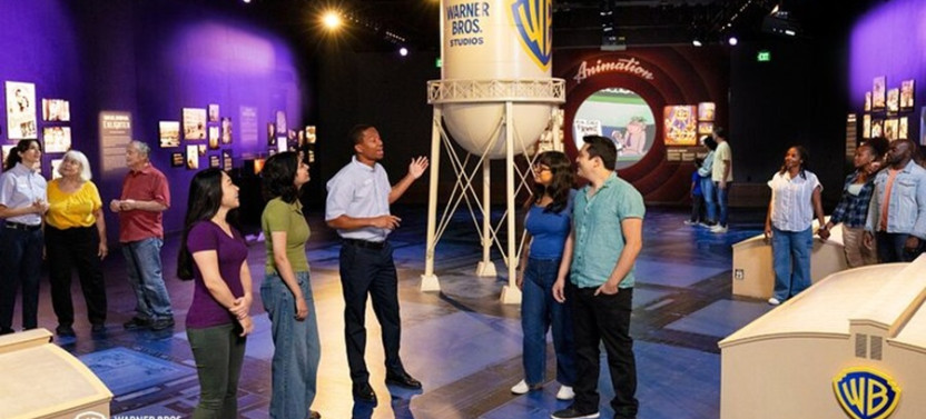 2 Tour Package: Warner Bros. Studio Tour with Celebrity Homes Tour