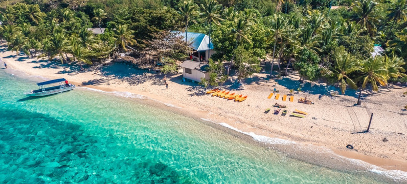 Full-Day Mantaray Island Resort Cruise with Snorkeling & Lunch