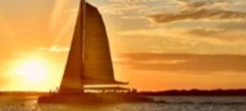 Sunset Catamaran Cruise with Drinks & Canapés in the Mamanuca Islands