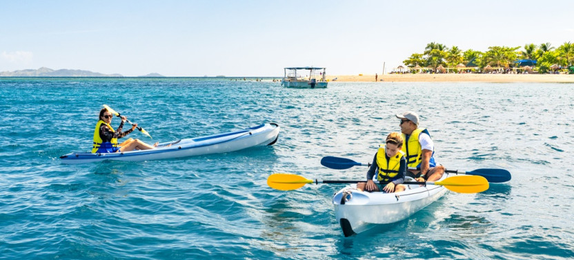 Full-Day South Sea Sailing Cruise with Lunch in the Mamanuca Islands