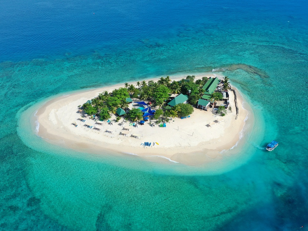 7-Day Coconut Cruiser Island-Hopping Inclusive Package in Fiji