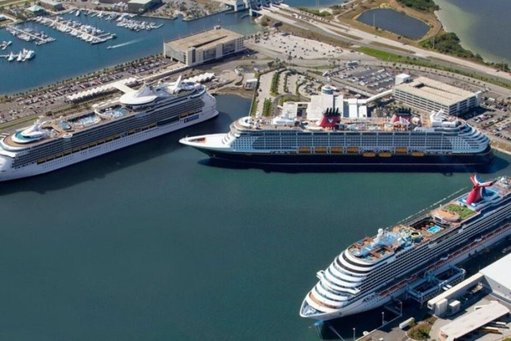 Private One-Way Transfer from Port Canaveral to Orlando MCO Airport