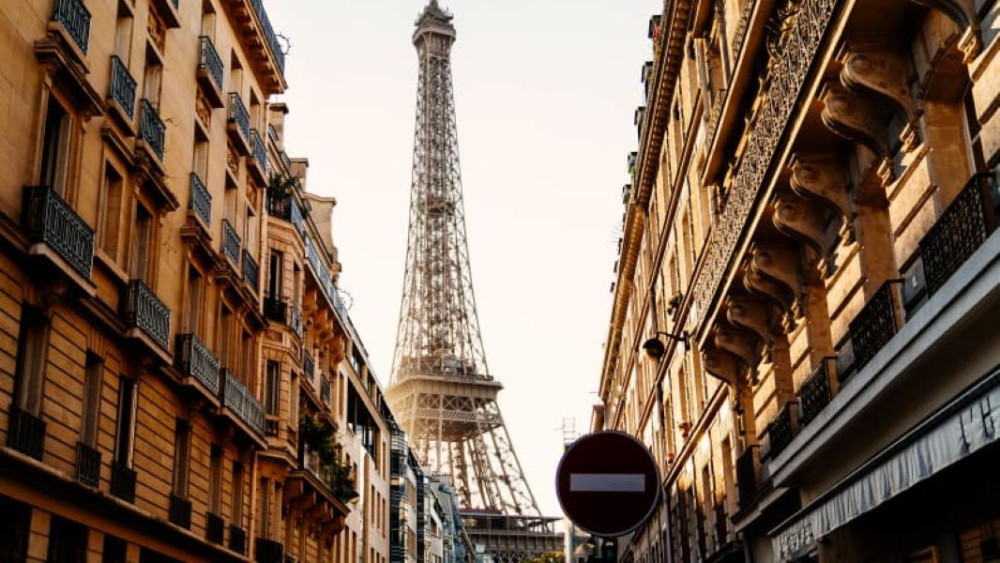 Withlocals Your Way! - Paris City Tour