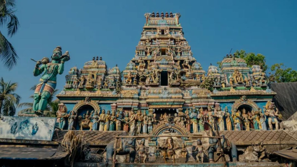 Off the Beaten Track in Mumbai: Dharavi Tour