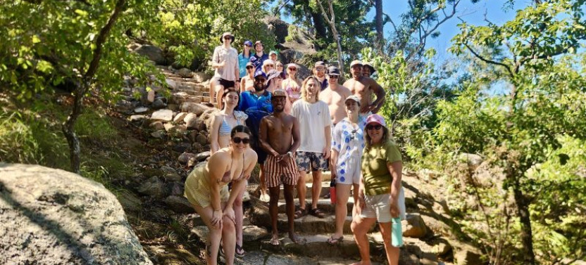 Magnetic Island Boat and Snorkel Adventure with Guided Hike