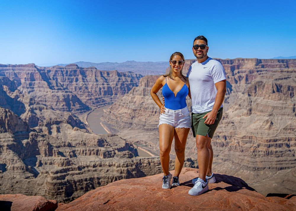 Small Group Grand Canyon West, Hoover Dam & Seven Magic Mountains Tour