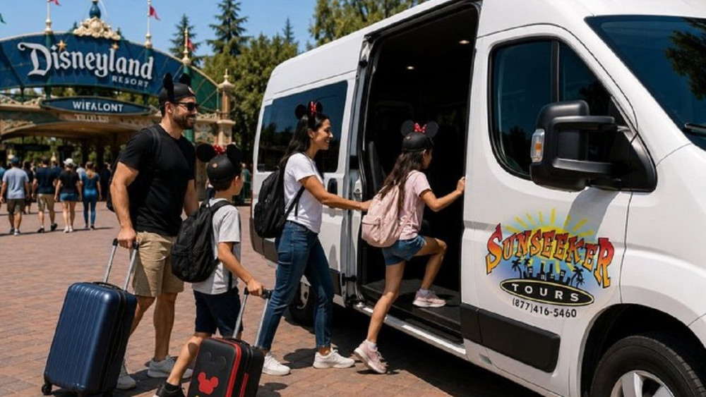 LA & Hollywood Tour from Anaheim, Disneyland area & Huntington Beach