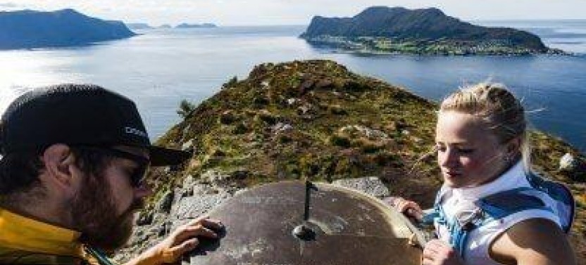 Small Group Seakayak & Hike from Alesund with Lunch