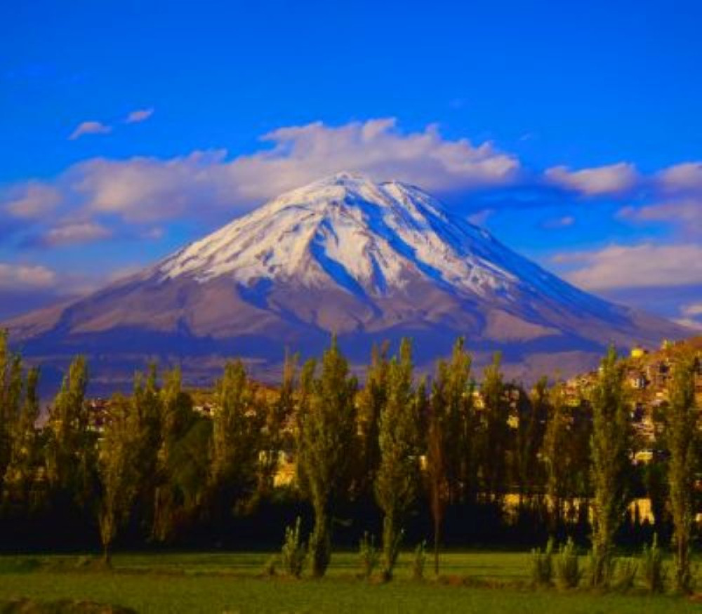 2-Day Andean Journey from Arequipa to Colca Canyon and Puno