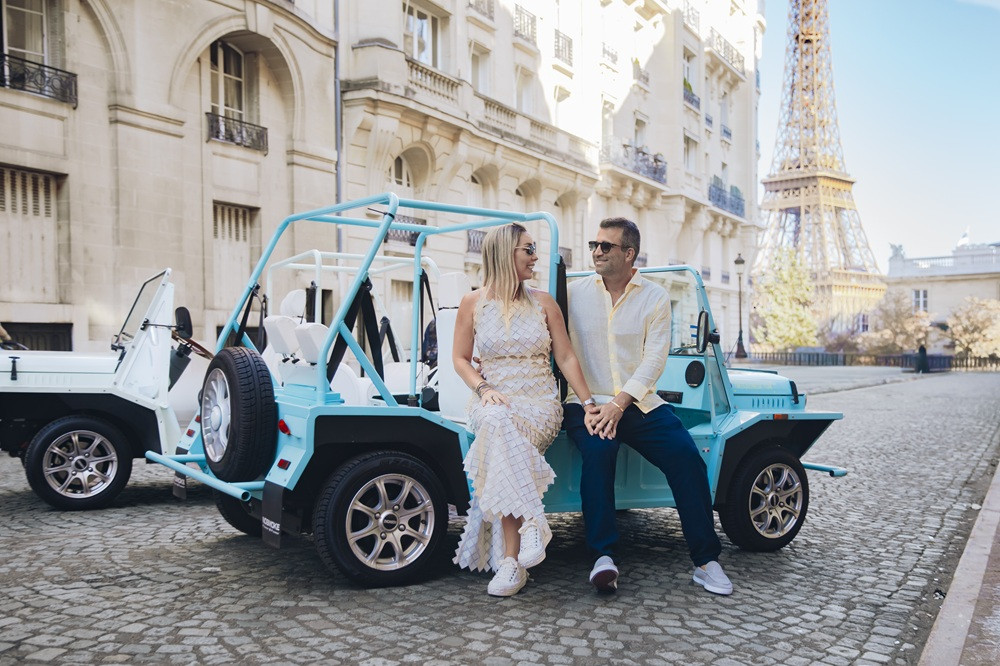 Romantic Golf Cart or Tuk Tuk Montmartre Tour
