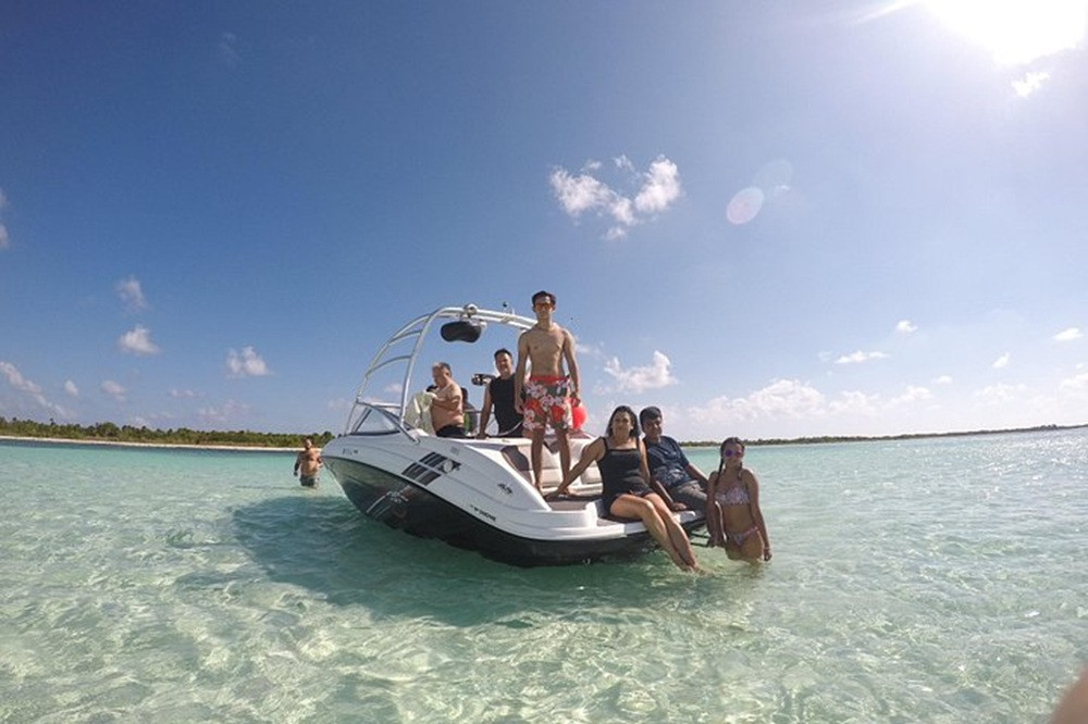 El Cielo and Snorkel Private Excursion