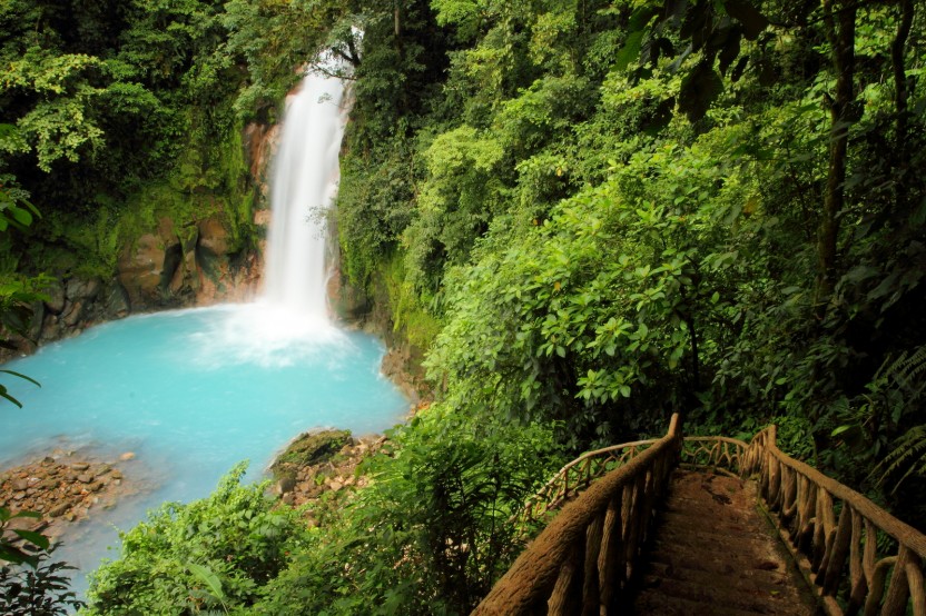 Blue River & Tenorio Volcano