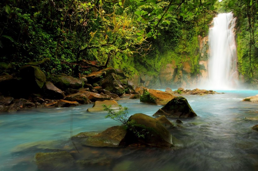 Blue River & Tenorio Volcano