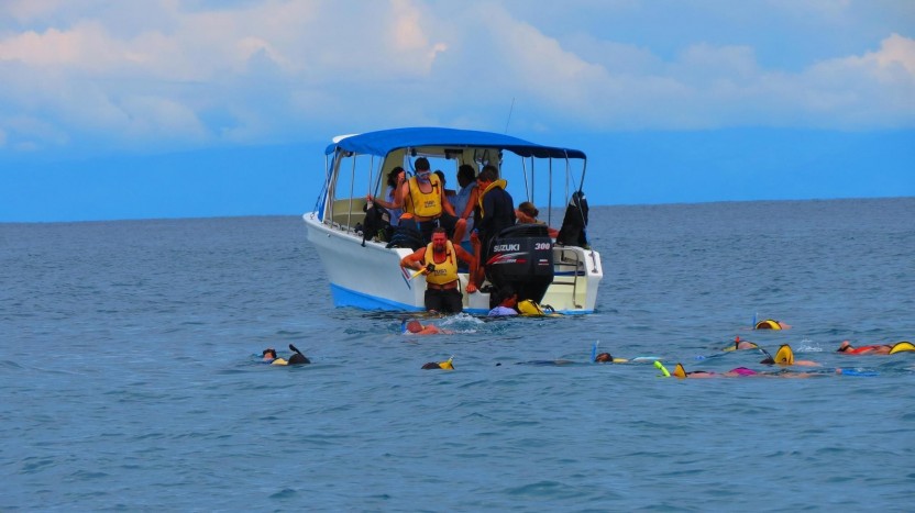 Snorkeling and Beach Day at Cano Island