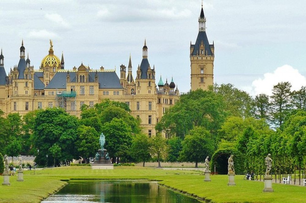 Schwerin Private Walking Tour