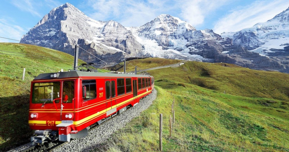 Jungfraujoch - Top Of Europe Private Tour From Zürich - Zurich ...