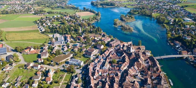 Private Rhine Falls & Stein Am Rhein Tour from Zürich
