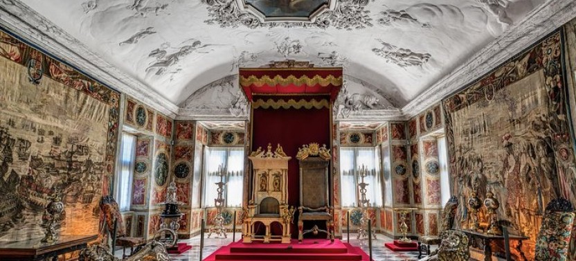 Private Copenhagen City Tour by Car with Rosenborg Castle