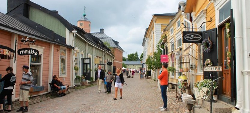 Private Half-day Trip to Medieval Porvoo from Helsinki