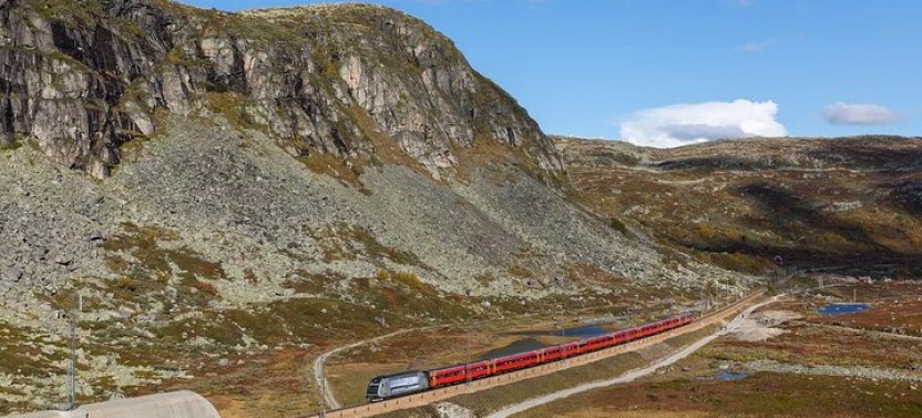 Self-Guided Oslo Day Trip from Bergen on the Flåm Railway