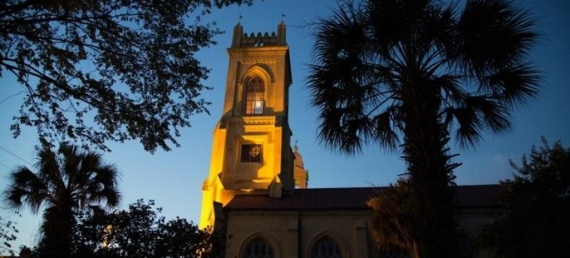 The Ghosts of Charleston Small Group Tour