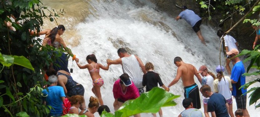 Montego Bay Excursion: Blue Hole And Dunn's River Falls Tour