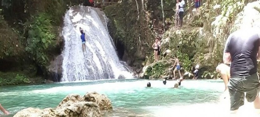 Montego Bay Excursion: Blue Hole And Dunn's River Falls Tour