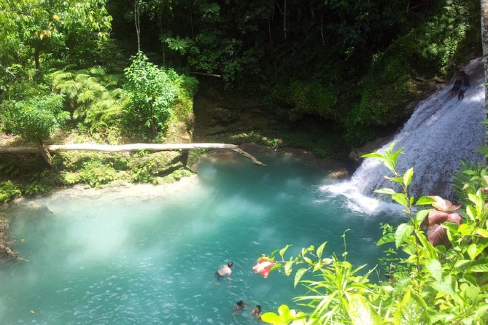 Montego Bay Excursion: Blue Hole Tour