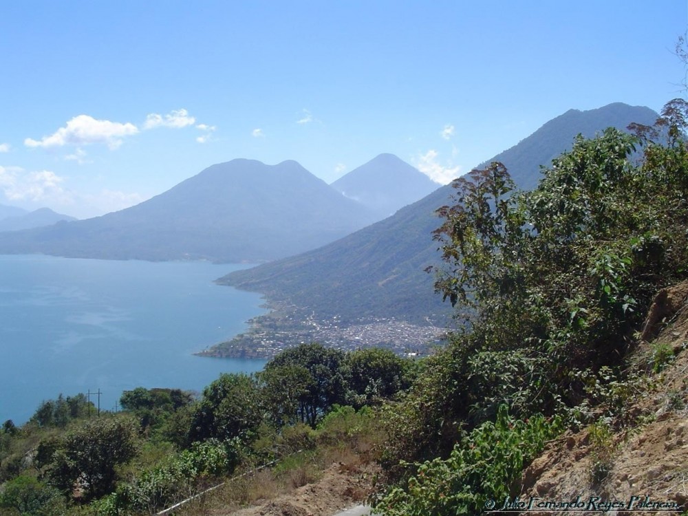 San Juan La Laguna | Sights & Attractions - Project Expedition