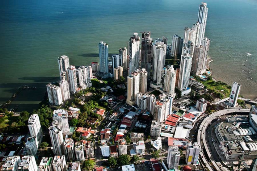 1 Hour Helicopter Tour - Panama Canal, Panama City and Wilderness